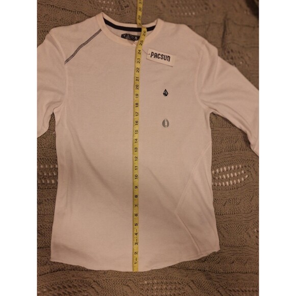 NWT Volcom Long Sleeve T-Shirt Men's Size S White Logo Crew Neck Cotton READ - Picture 4 of 9